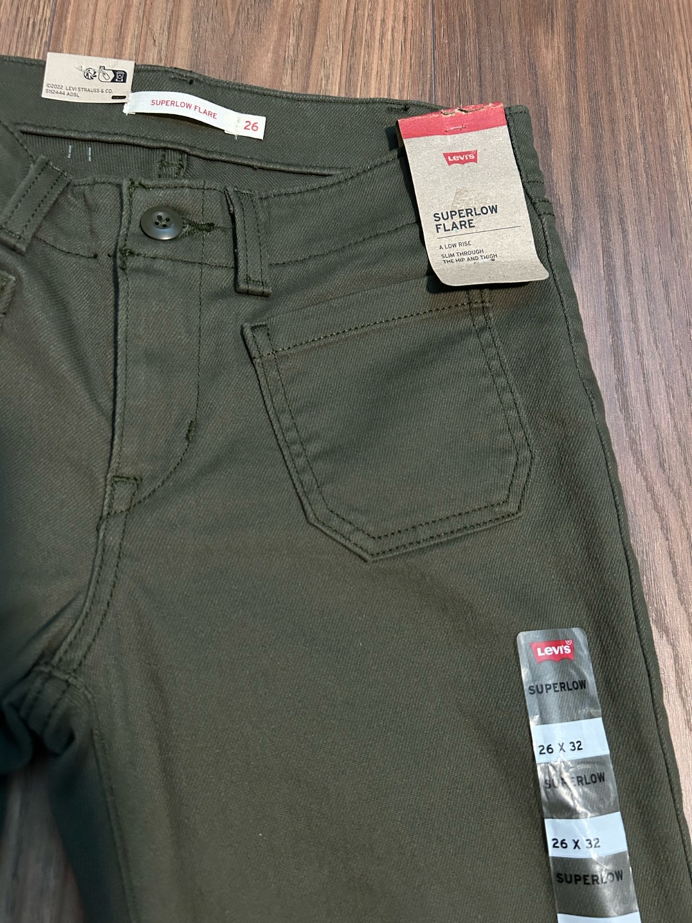 Levi's Women’s Dark Olive Straight-Flare Chinos - Picture 2 of 4